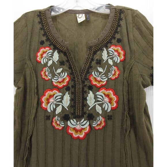 Akemi Kin Anthropologie Top XS Blouse Embroidered Floral Boho Knit - Picture 2 of 10